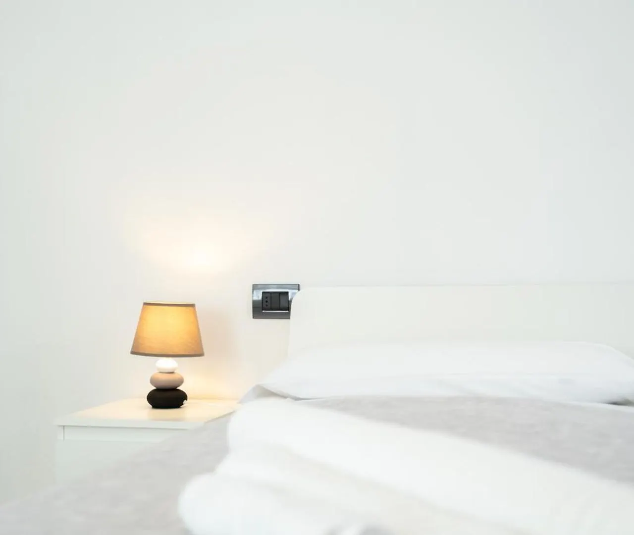 Villa Emilia - Appartamento Niki Cremeno Apartment
