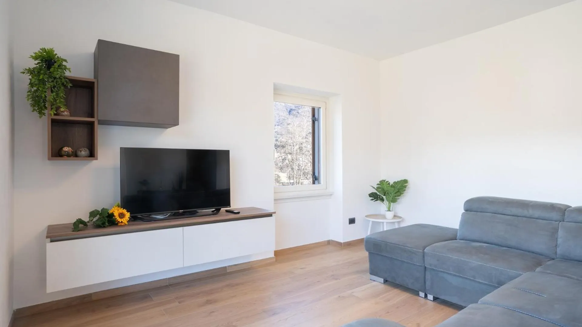 Villa Emilia - Appartamento Niki Cremeno Apartment
