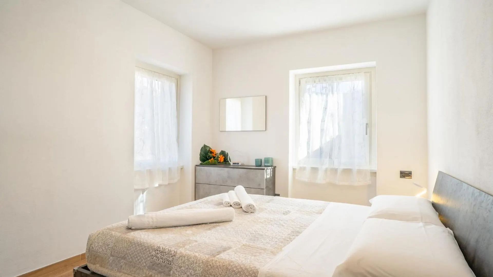 Villa Emilia - Appartamento Niki Cremeno Apartment